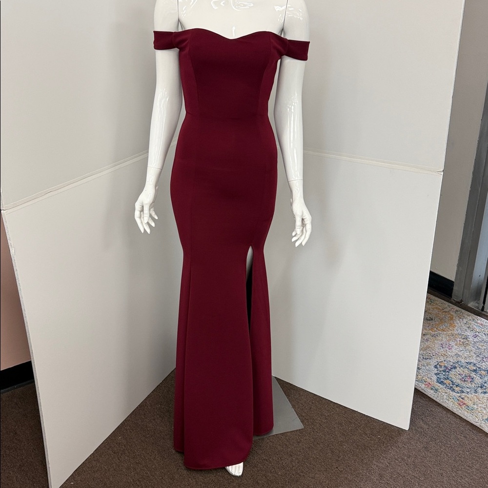 Pia Gladys Perey ALLY Wine red crepe gown  NWT